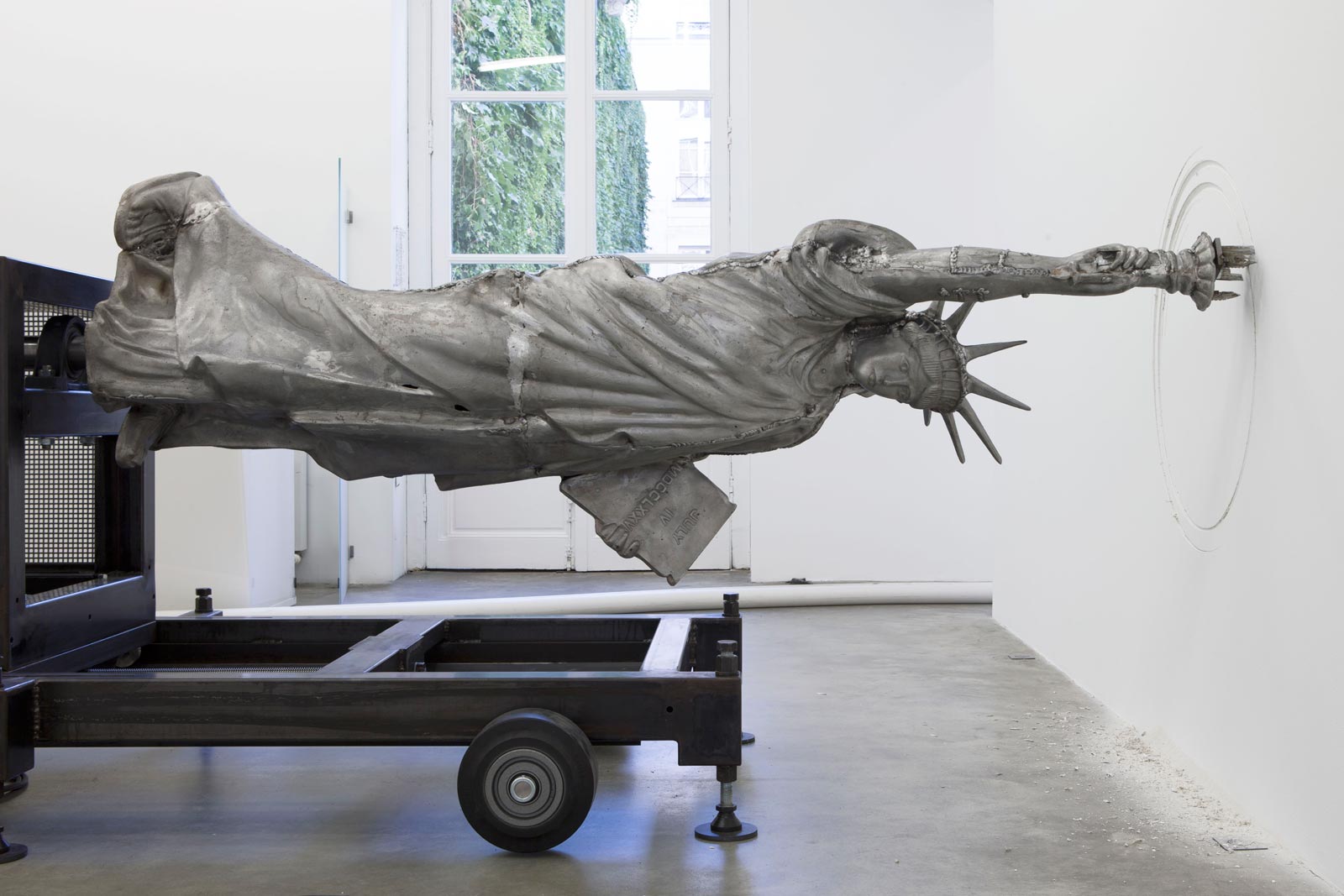 Martin Nielsen Art Collection Michael Sailstorfer 110 × 375 × 130 cm